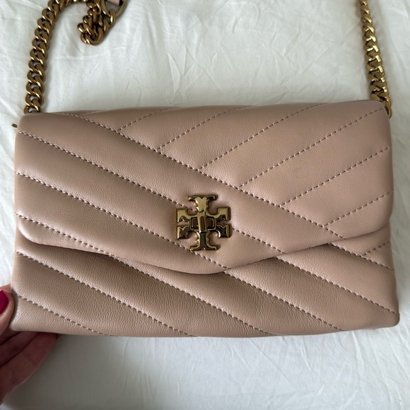 Tory Burch Kira Chain Wallet